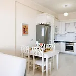 Apartments Hera * Σαράντα