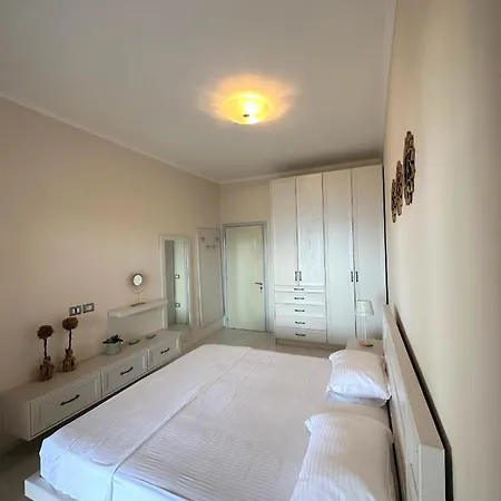 Apartment Luxury Penthouse B&e