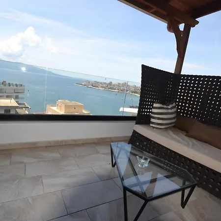 Luxury Penthouse B&e Apartment *