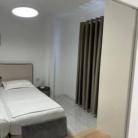 Luxury Penthouse B&e * Sarande