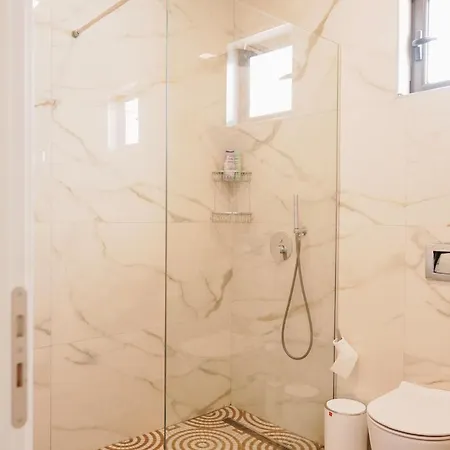 Apartman Hera Saranda