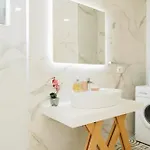Hera Sarandë