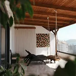 Hera * Sarande