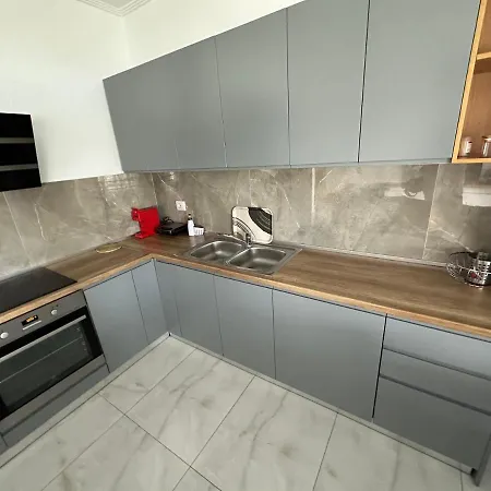 Luxury Penthouse B&e Sarandë