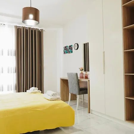 Apartment Luxury Penthouse B&e