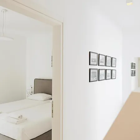 Apartment Luxury Penthouse B&e Sarande