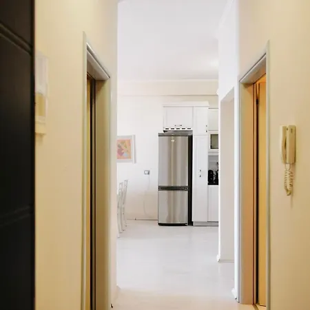 Luxury Penthouse B&e * Sarande