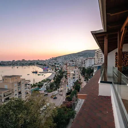 Luxury Penthouse B&e Apartment *