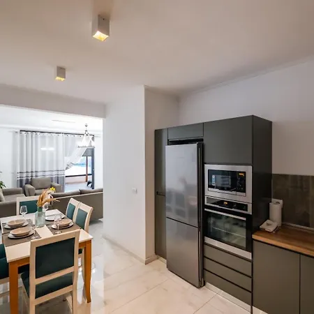Apartament Hera *