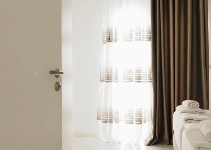 Luxury Penthouse B&e Apartment *