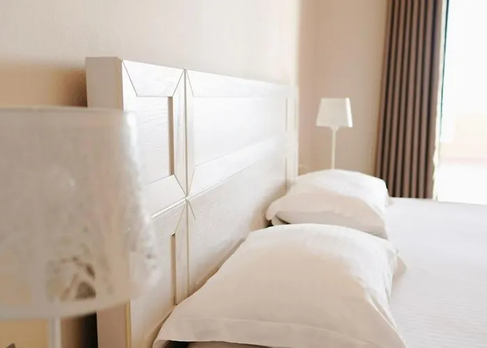 Luxury Penthouse B&e * Sarandë