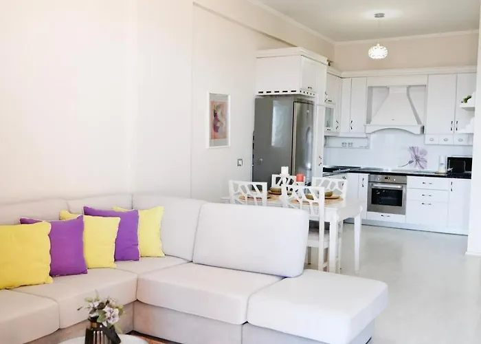 Luxury Penthouse B&e *