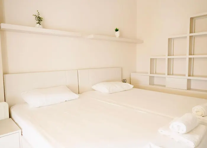 Luxury Penthouse B&e Apartment *