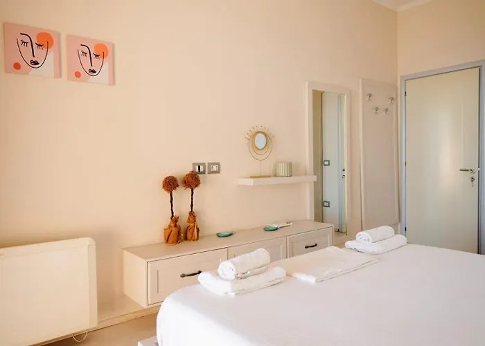 Luxury Penthouse B&e Apartment