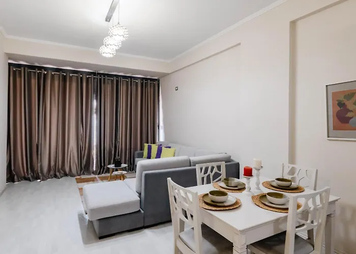 Luxury Penthouse B&e Apartment Sarandë